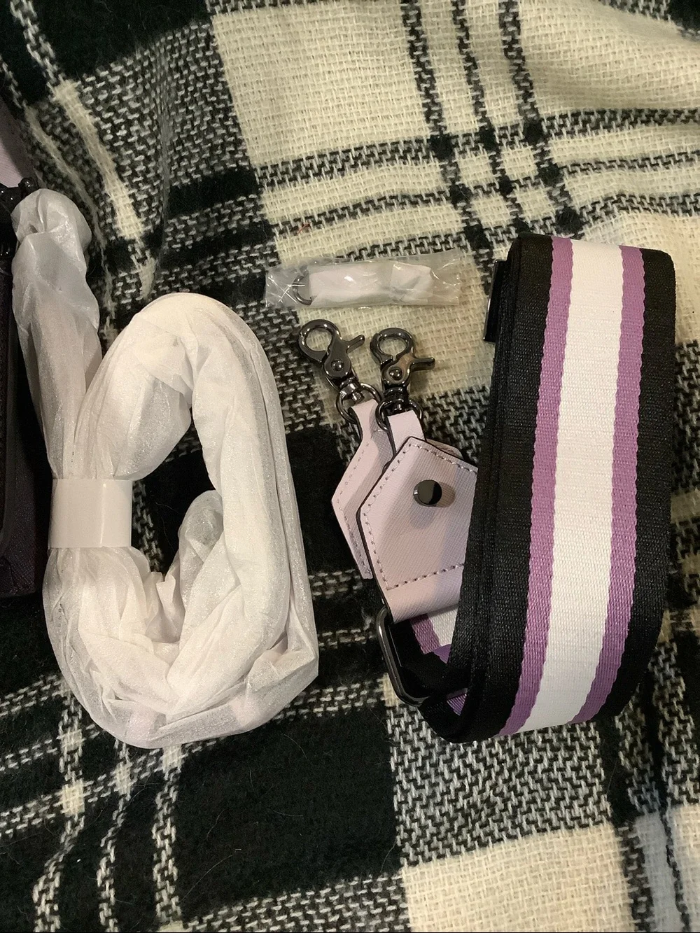 Botkier cobble hill crossbody bag in purple NWT! - Picture 8 of 12